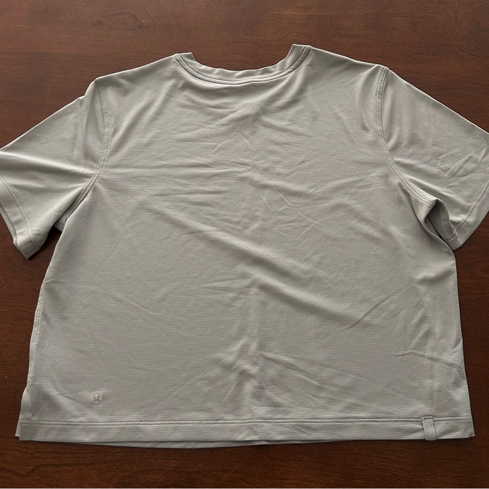 Lululemon Ultra Waist-Length T-shirt
